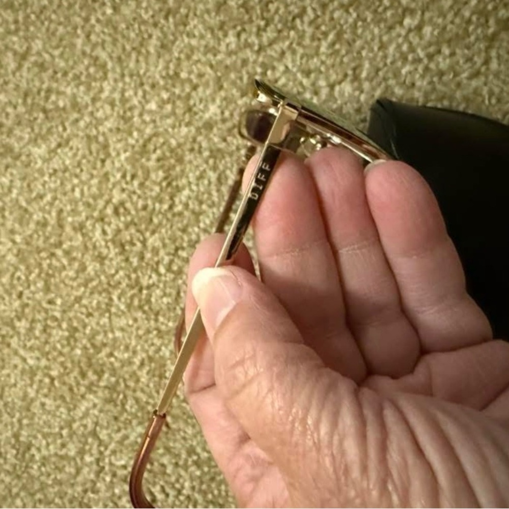 Diff Square Pink Mirrored Sunglasses With Black C… - image 3